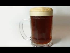 como-hacer-gelatinas-en-forma-de-cerveza-2