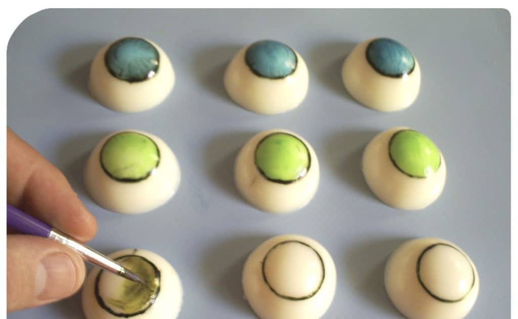 como hacer una gelatina decorada en forma de ojo